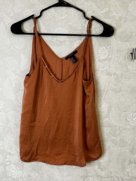 Forever 21 Tops - Forever 21 Satin V-Neck Cami Tank Top Size M